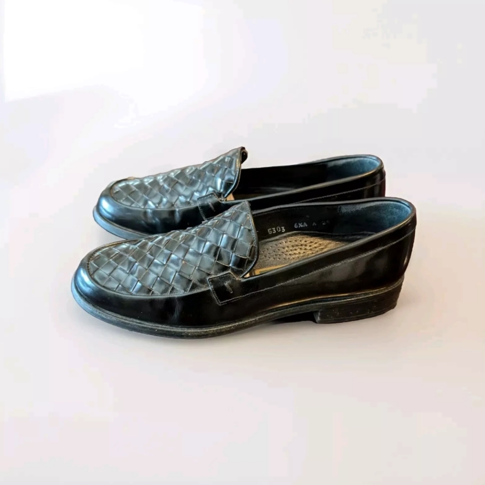 Vintage Cole Haan Flat Loafers Women’s Size 6.5 Black Leather Woven Weave